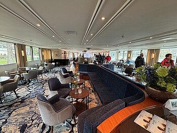 Lounge VIVA Tiara Lounge VIVA Tiara